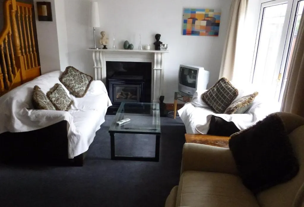 Acton Lodge Guesthouse-1